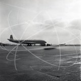 G-AMXD - de Havilland Comet 2E at London Airport in 1957